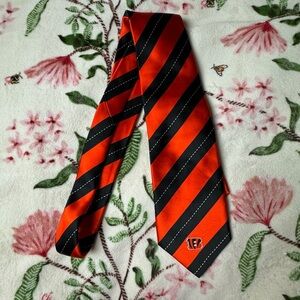 Vibrant Orange and Black Striped Tie